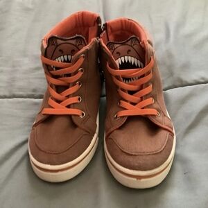Little Boys Sz. US 9 UK 8 Dinasoar Side Zip High Top Sneaker Tan/Brown In Color